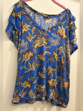 Democracy Blue Floral Short Sleeve V-Neck Top 1X